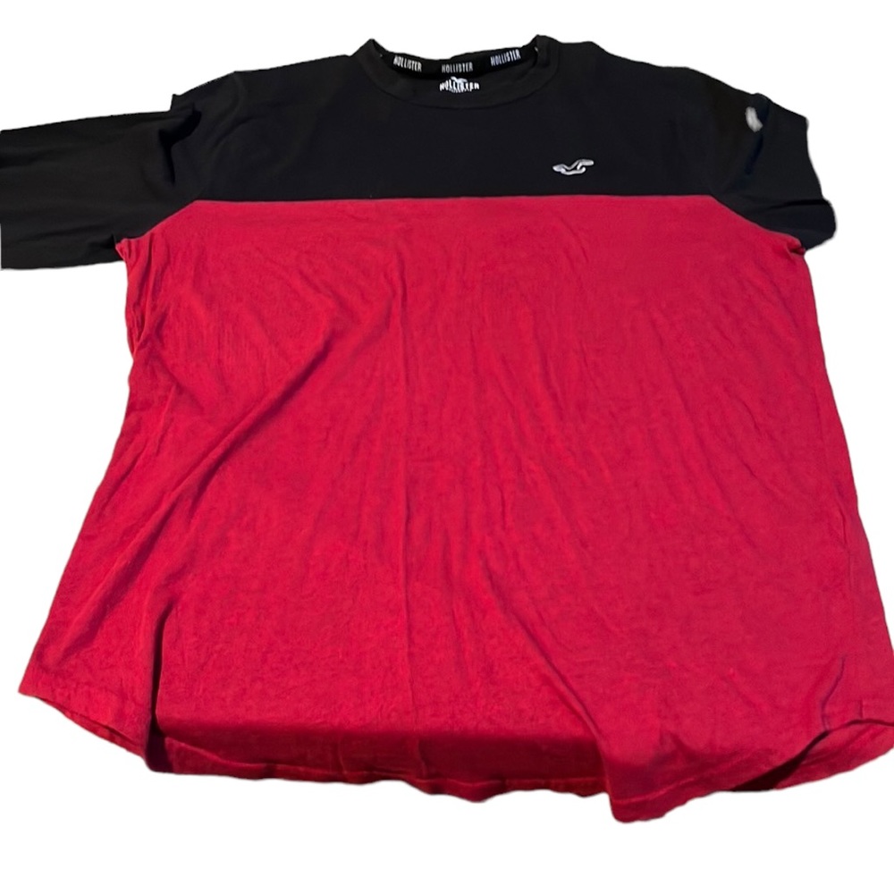 Hollister size medium red & blue curved hem long sleeve tee